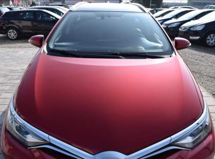 Toyota - Auris