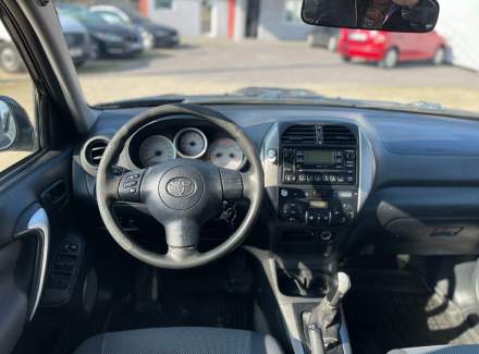 Toyota - RAV 4