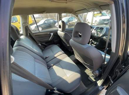 Toyota - RAV 4