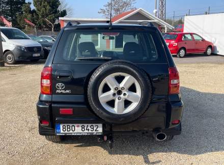 Toyota - RAV 4