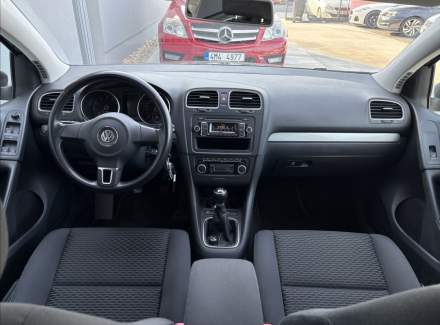 Volkswagen - Golf