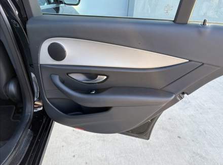 Mercedes-Benz - E-class