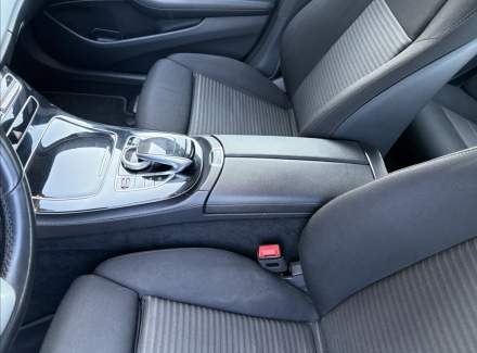 Mercedes-Benz - E-class