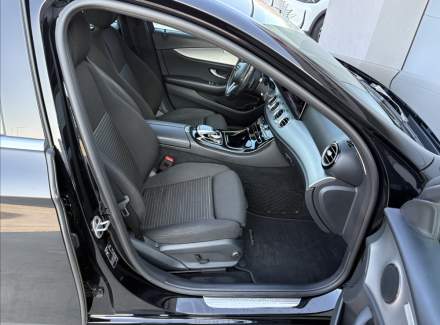 Mercedes-Benz - E-class