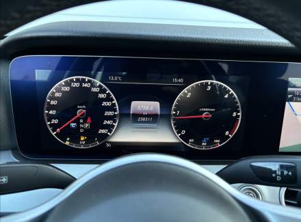 Mercedes-Benz - E-class