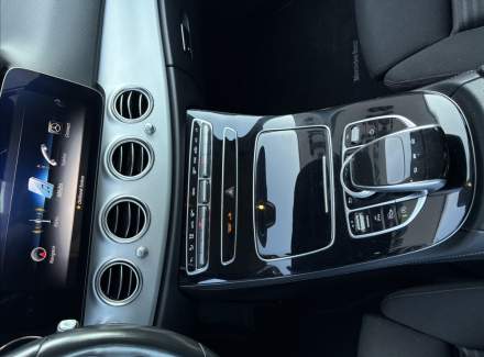 Mercedes-Benz - E-class