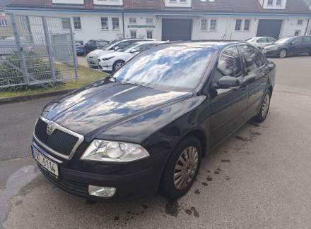 Škoda - Octavia