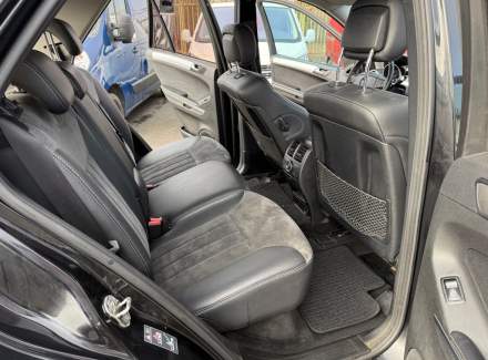 Mercedes-Benz - M-class