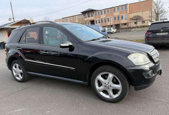 Mercedes-Benz - M-class