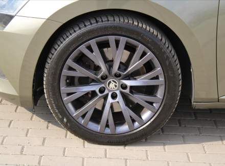 Škoda - Superb
