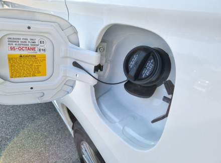 Mitsubishi - Outlander