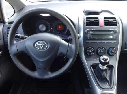 Toyota - Auris