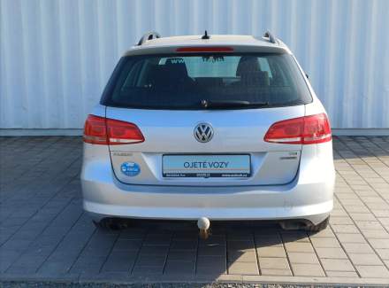 Volkswagen - Passat