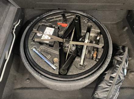 Volkswagen - Touareg