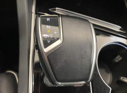 Volkswagen - Touareg