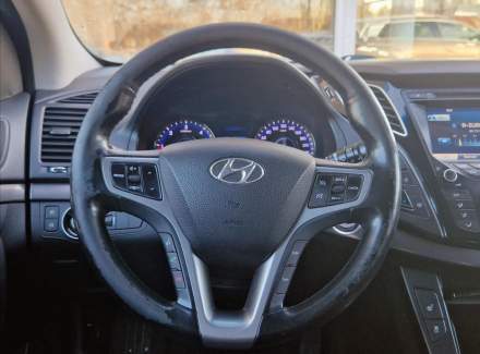 Hyundai - i40