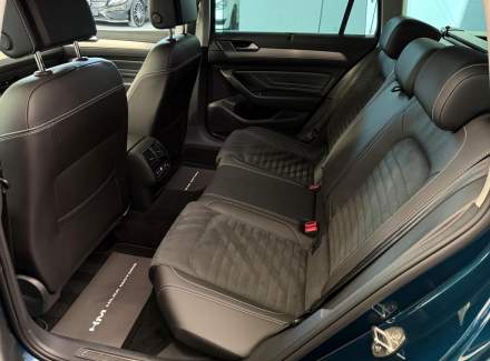 Volkswagen - Passat