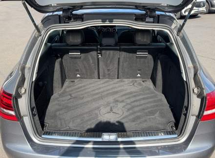 Mercedes-Benz - C-class