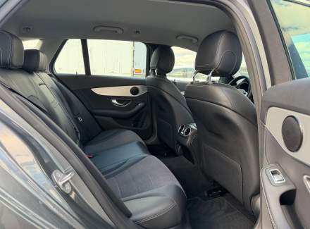 Mercedes-Benz - C-class