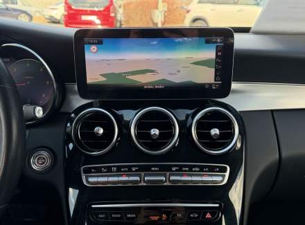 Mercedes-Benz - C-class