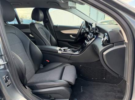 Mercedes-Benz - C-class