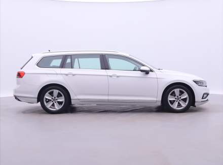 Volkswagen - Passat