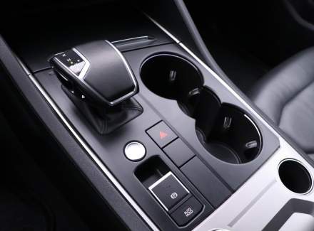 Volkswagen - Touareg