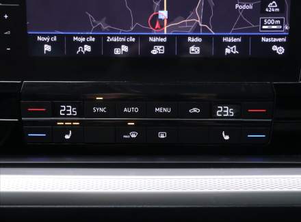 Volkswagen - Touareg