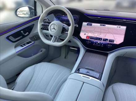 Mercedes-Benz - EQE