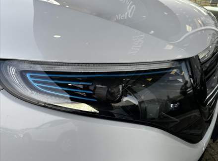 Mercedes-Benz - EQC