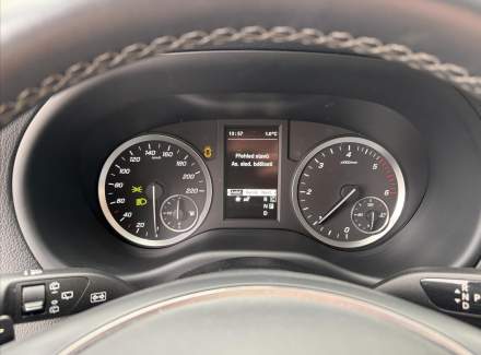 Mercedes-Benz - Vito