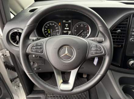 Mercedes-Benz - Vito