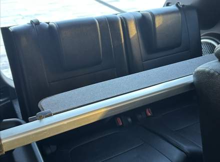 Mitsubishi - Outlander