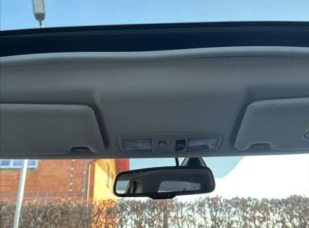 Mitsubishi - Outlander