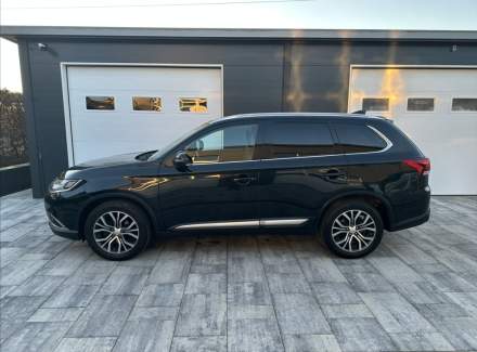 Mitsubishi - Outlander