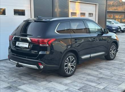 Mitsubishi - Outlander