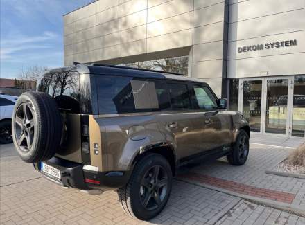 Land Rover - Defender
