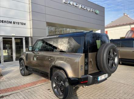 Land Rover - Defender