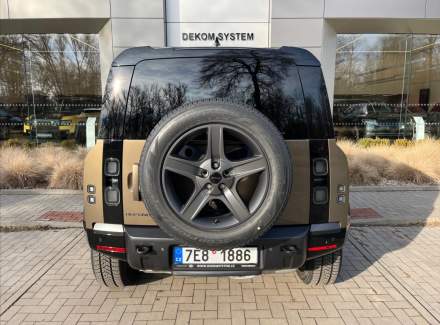 Land Rover - Defender