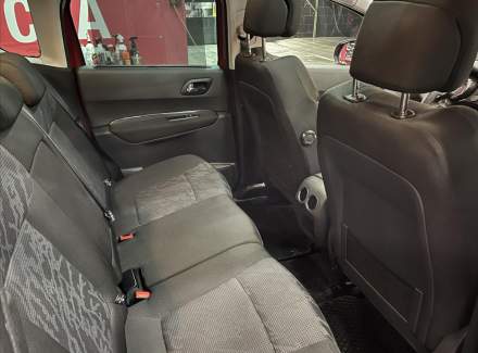 Peugeot - 3008