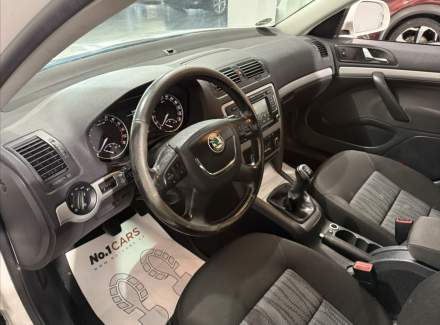 Škoda - Octavia