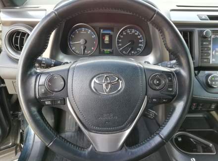 Toyota - RAV 4