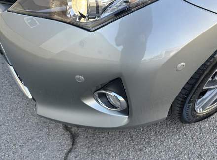 Toyota - Auris