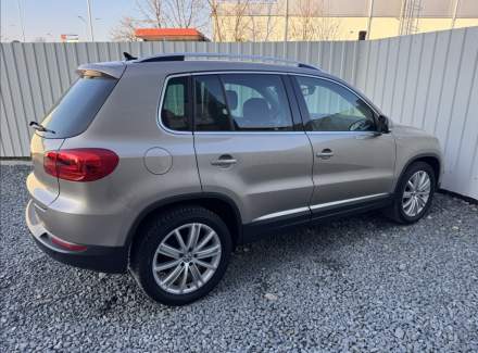 Volkswagen - Tiguan
