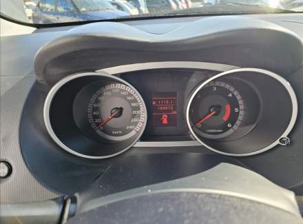 Mitsubishi - Outlander