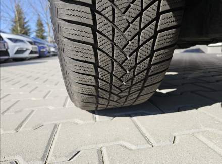 Mitsubishi - Outlander