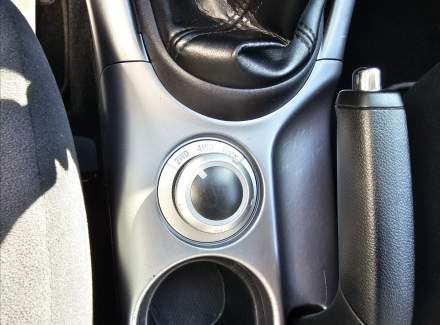 Mitsubishi - Outlander