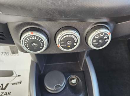 Mitsubishi - Outlander