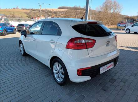 Kia - Rio