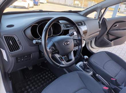 Kia - Rio